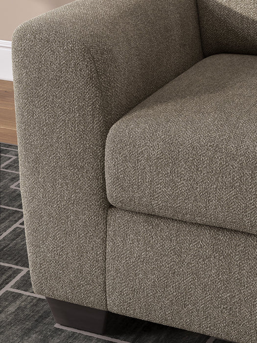 Triston-Peaks Oversized Chair