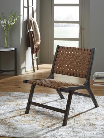 Fayme Accent Chair